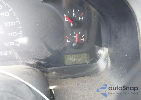 2005 Ford F-150 Stx/Xl/Xlt z USA, uszkodzony, nr VIN 1FTRF12W55NB58387